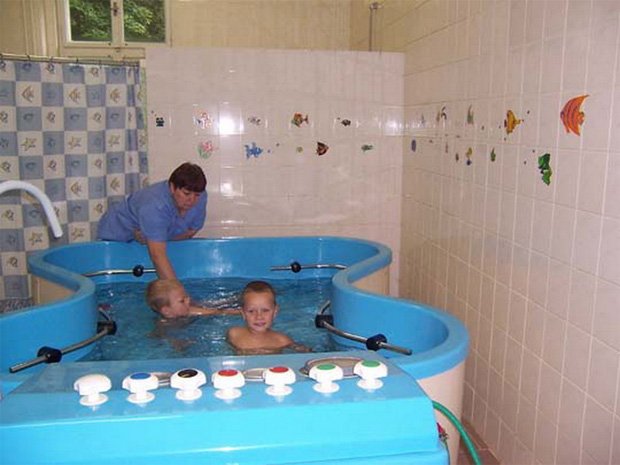 В лечебном учреждении оборудован специальный бассейн для детей