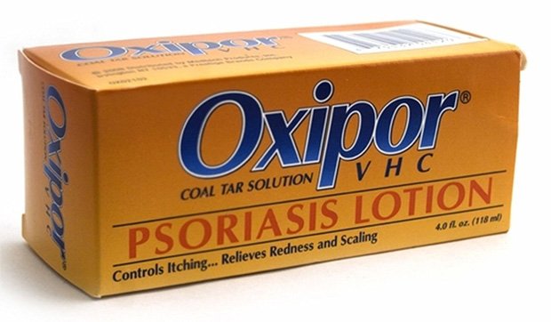 Упаковка с лосьоном и надписью Oxipor